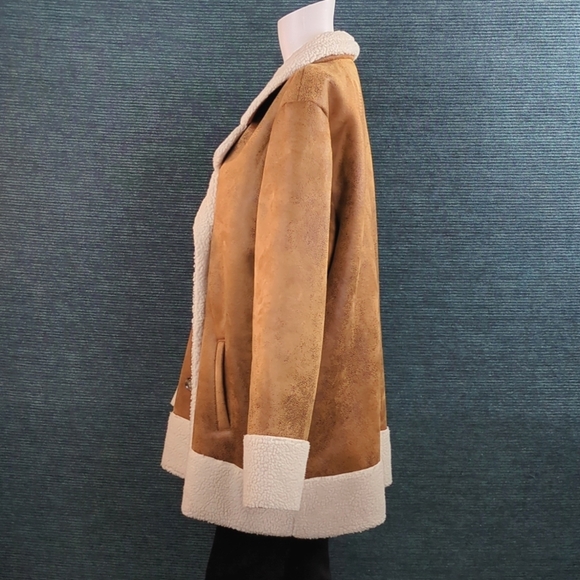 Candace Cameron Bure Sherpa Lined Peacoat, NWOT - Picture 5 of 15